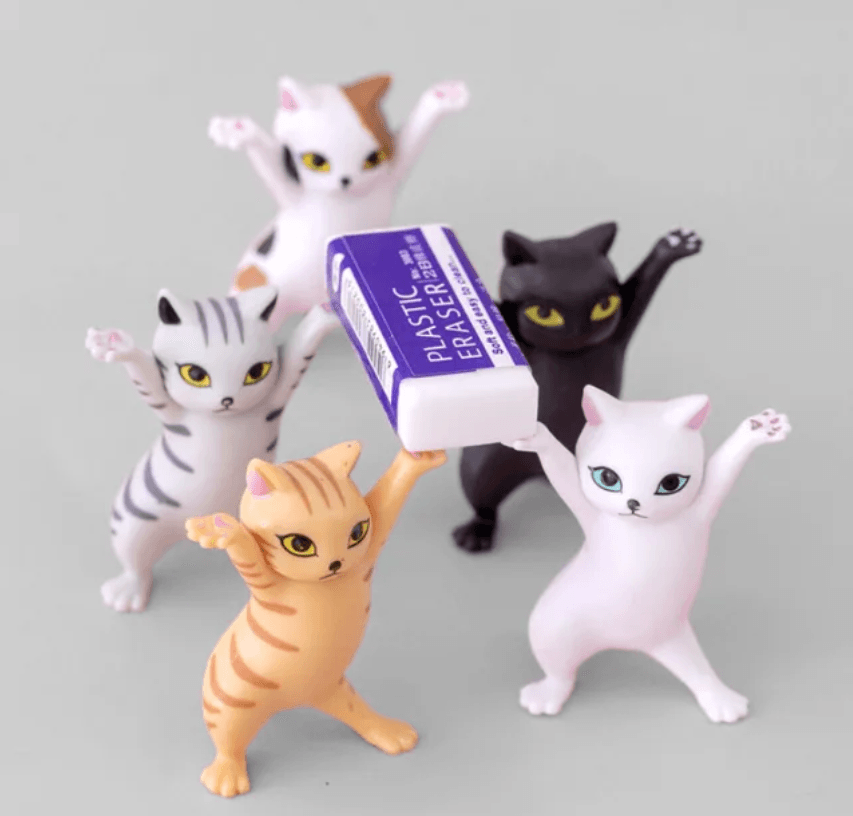 Cat figure pencil holder
