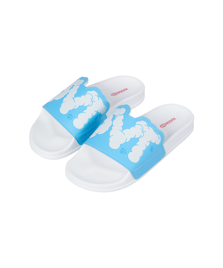 【预购】NANA bnb 附赠 Seventeen 官方周边商品(拉链连帽衫、运动裤、拖鞋)