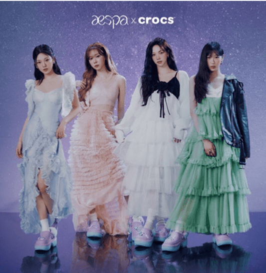 Crocs 与 AESPA 限量版联名商品