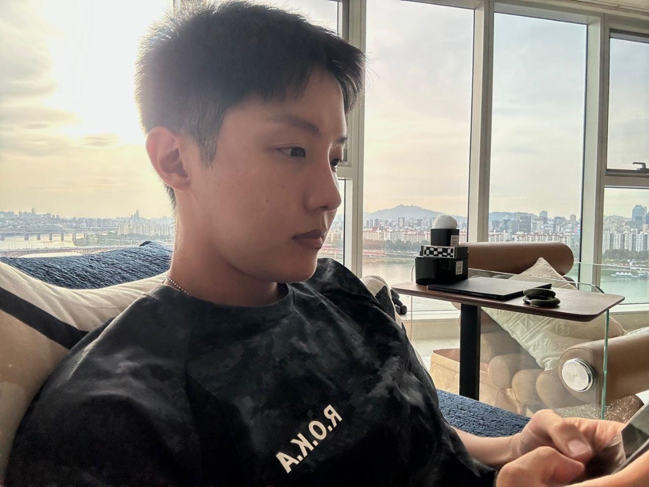 J-hope Pick! ROKA T-shirt