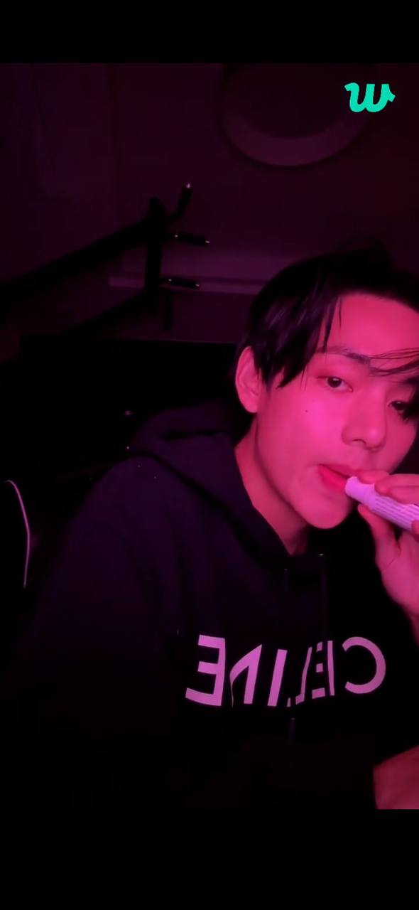 Pleuvoir Moisture Lip Balm (Used By Kim Taehuyng)