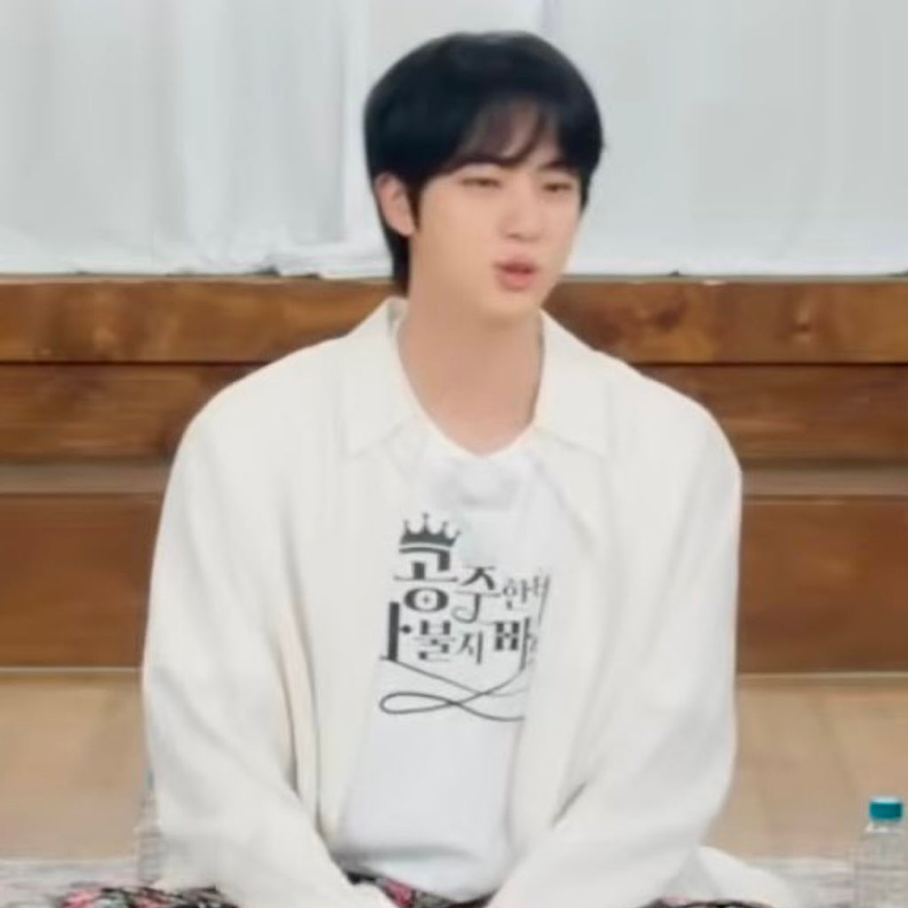 Romance style princess t-shirt (Used by Jin)