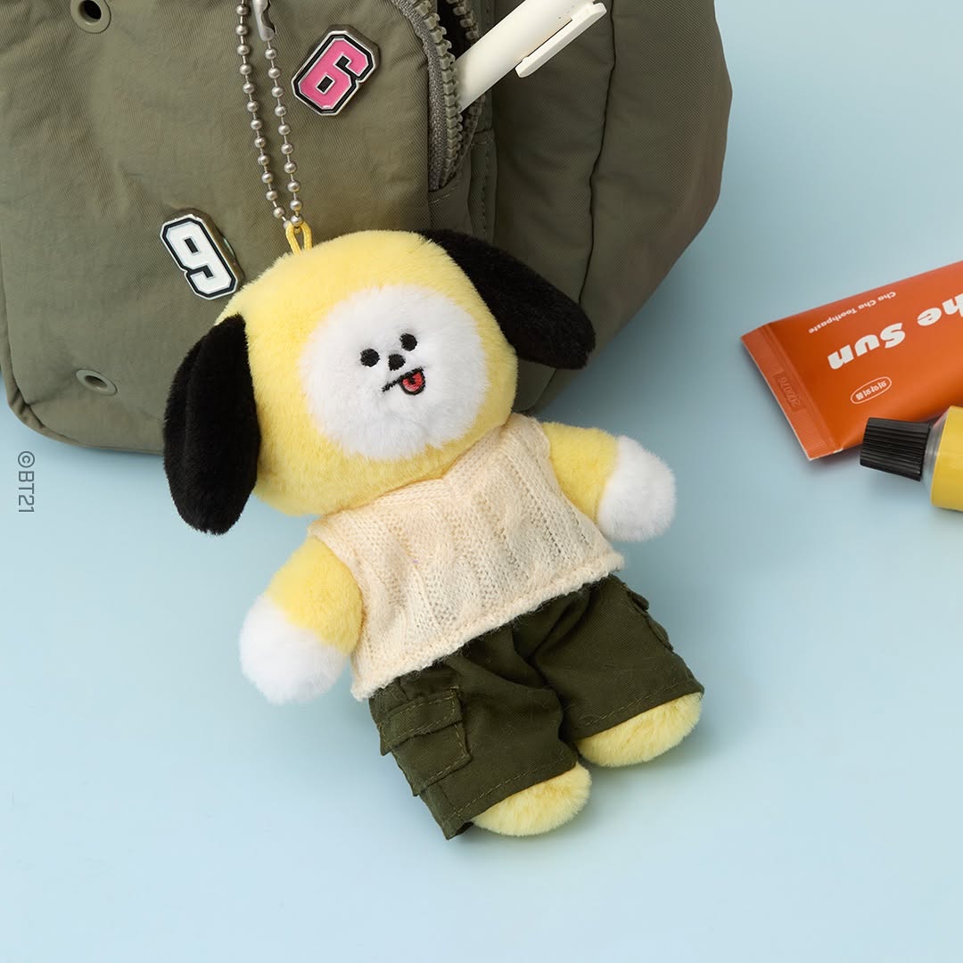 BT21 PETIT CLOSET PLUSH KEYRING