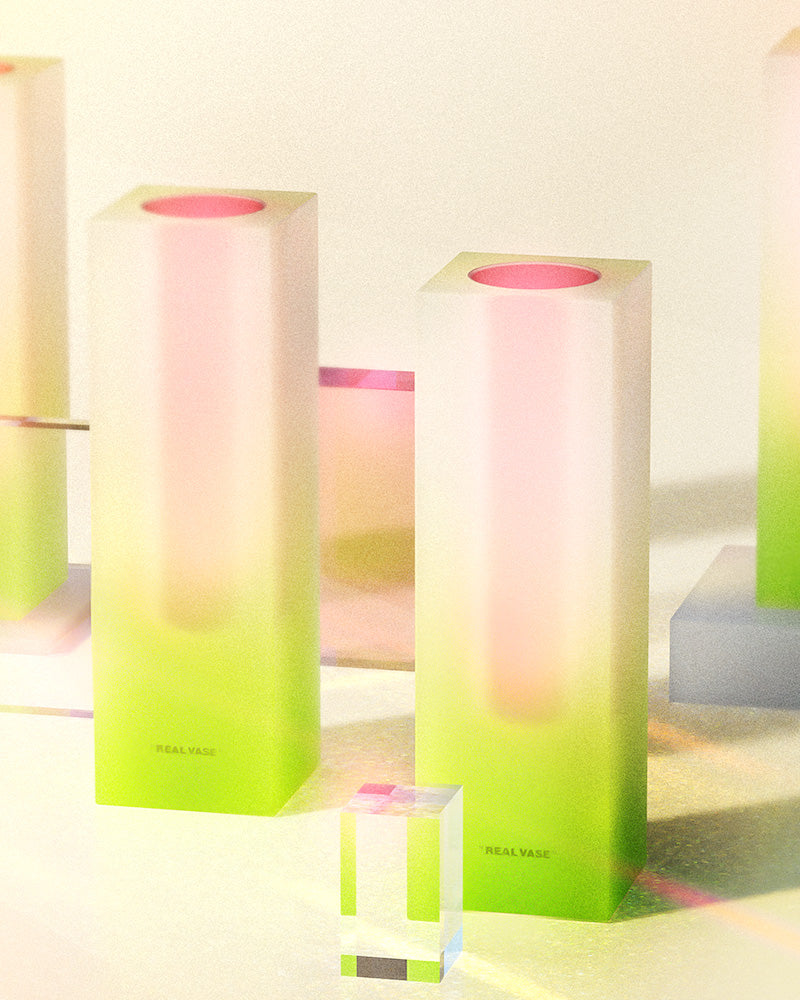 PROJECT R ACRYLIC VASE