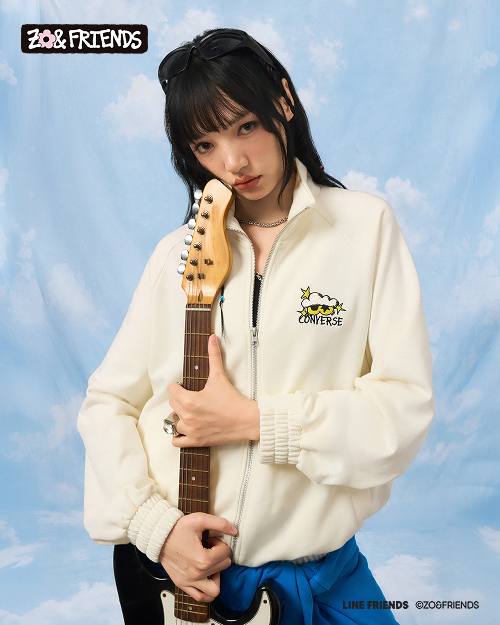 Converse x Zo&friends Oversized Zip up Hoodie Ivory