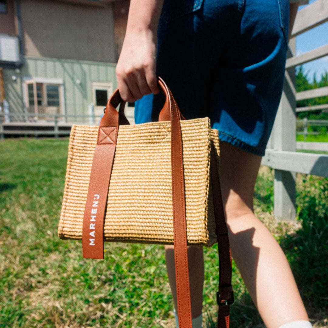 Marhen: J Ricoback rattan