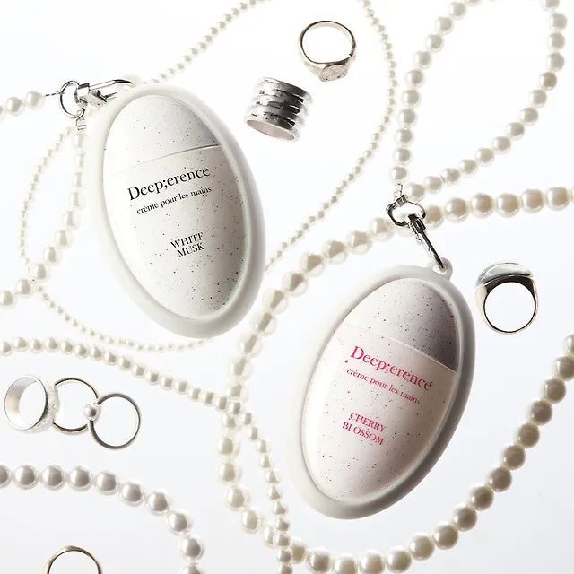 Deep;erance Perfume Hand Cream (+Pearl Strap)