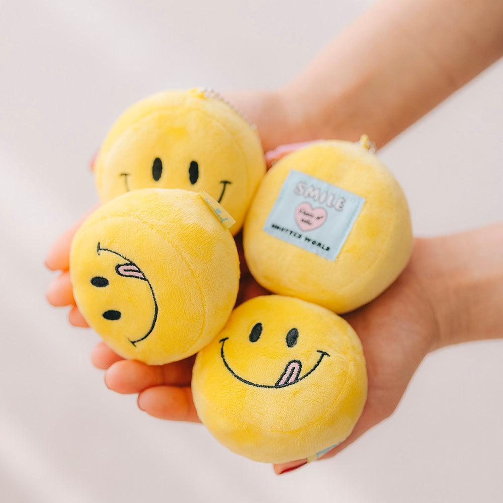 Knotted Smile Keyring - Kgift.shop