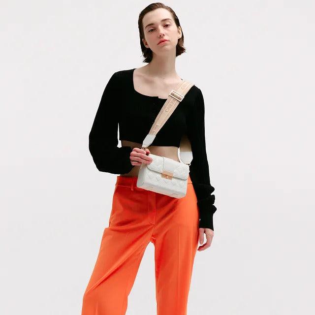 Carlyn Minute - Kgift.shop