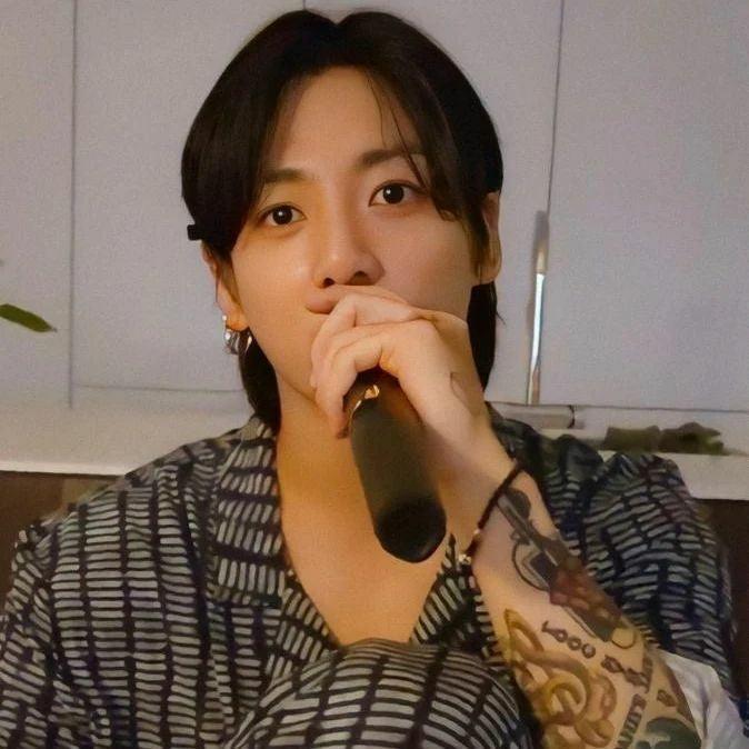 Delixir Thin Onyx Layered Bracelet JK Pick! - Kgift.shop