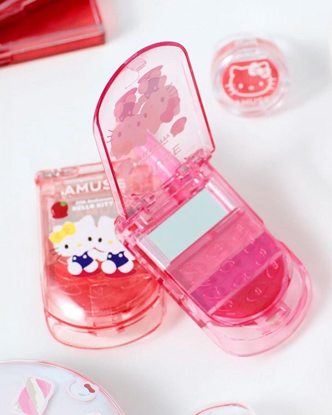 Amuse x Hello Kitty Lip & Cheek Cell Phone