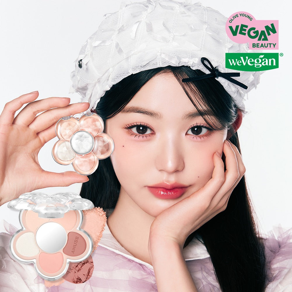 [Monchhichi | My Melody & Kuromi Collaboration] Amuse Flower Eye Palette Limited Edition (Friend Acrylic Keyring + Character Seal)