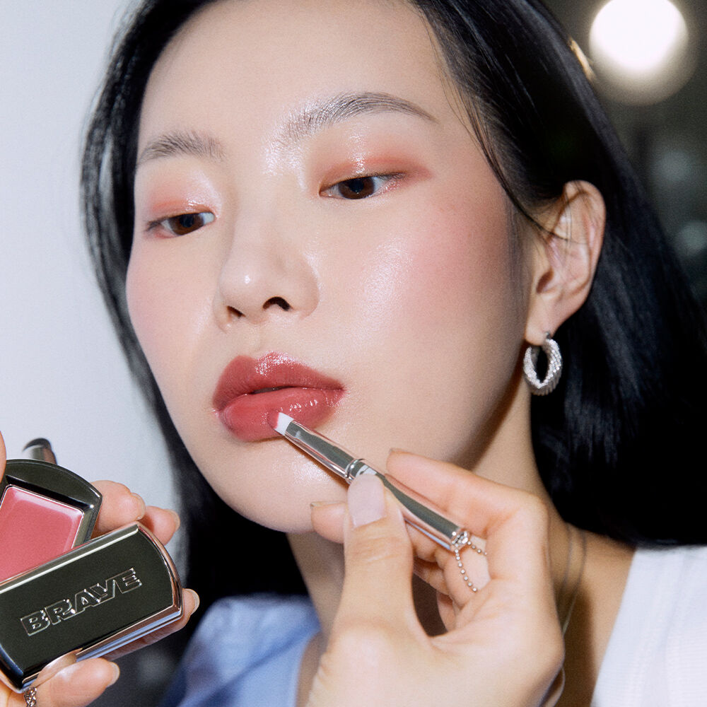 Braye Pocket Lip Brush