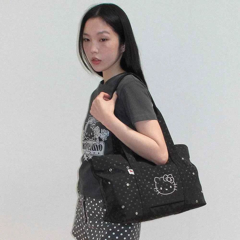 RAIVE x Hello kitty. shoulder Bag