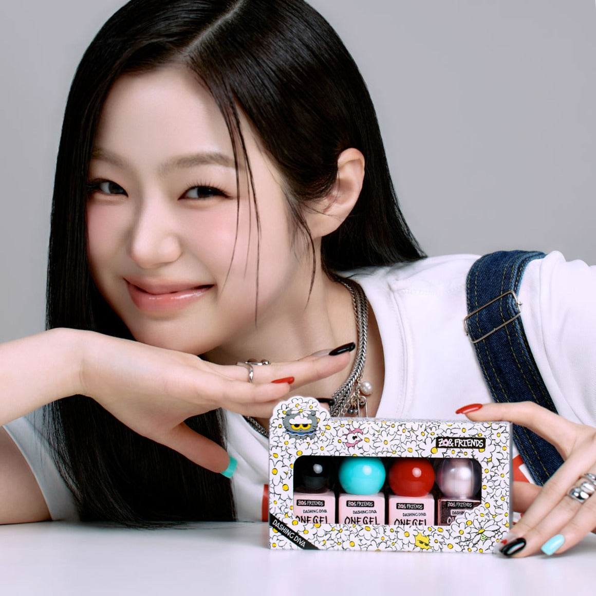 [Jo & Friends x Dashing Diva] One Gel Mini Edition + Free Nail Stickers