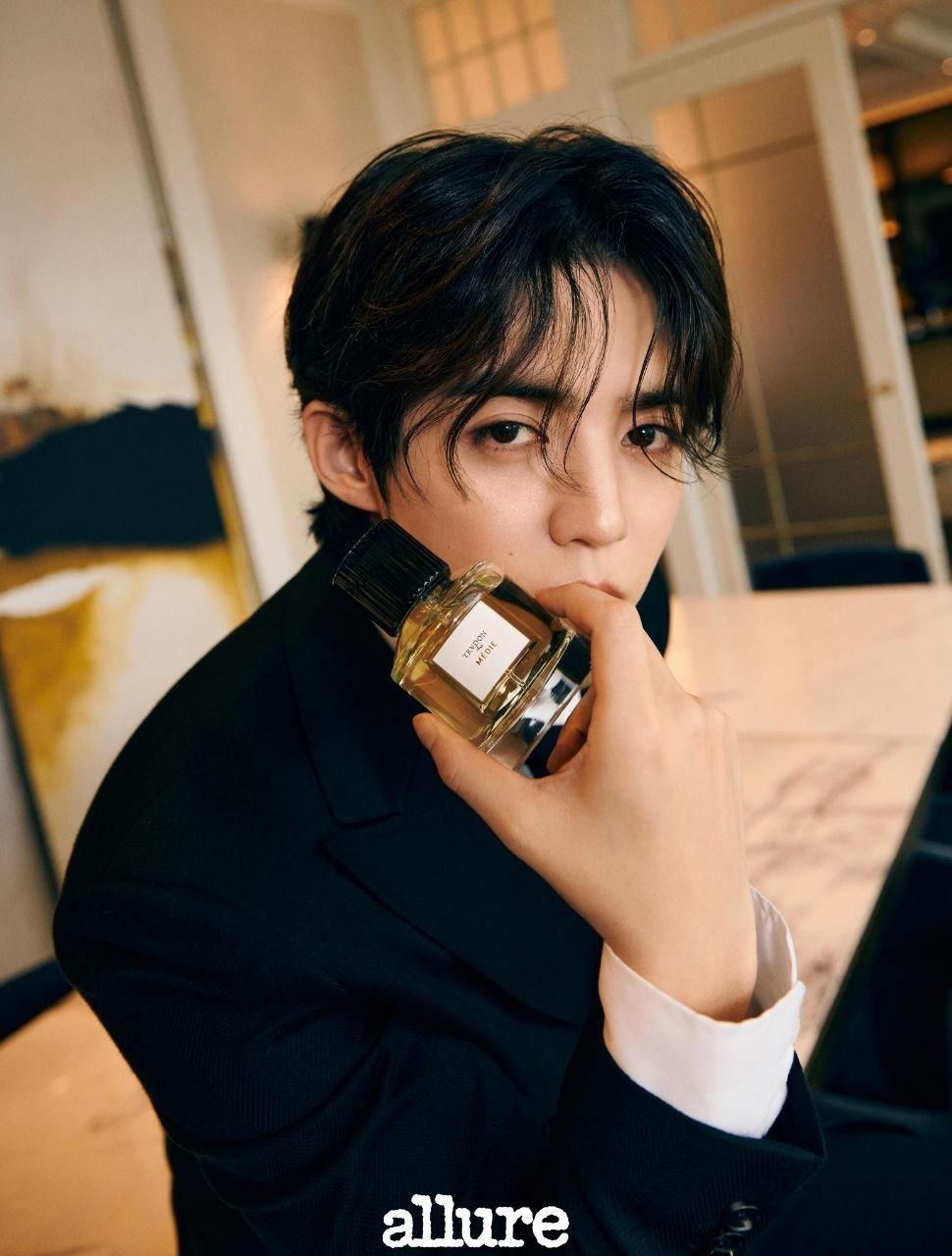 Allure x S.Coups Magazine October Release (Random 1 out of 3)