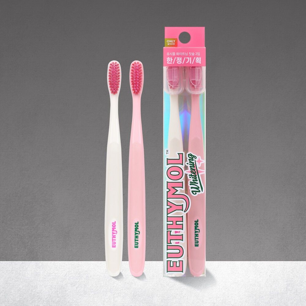 Euthymol Whitening Toothbrush(2) + My Melody Toothbrush Holder