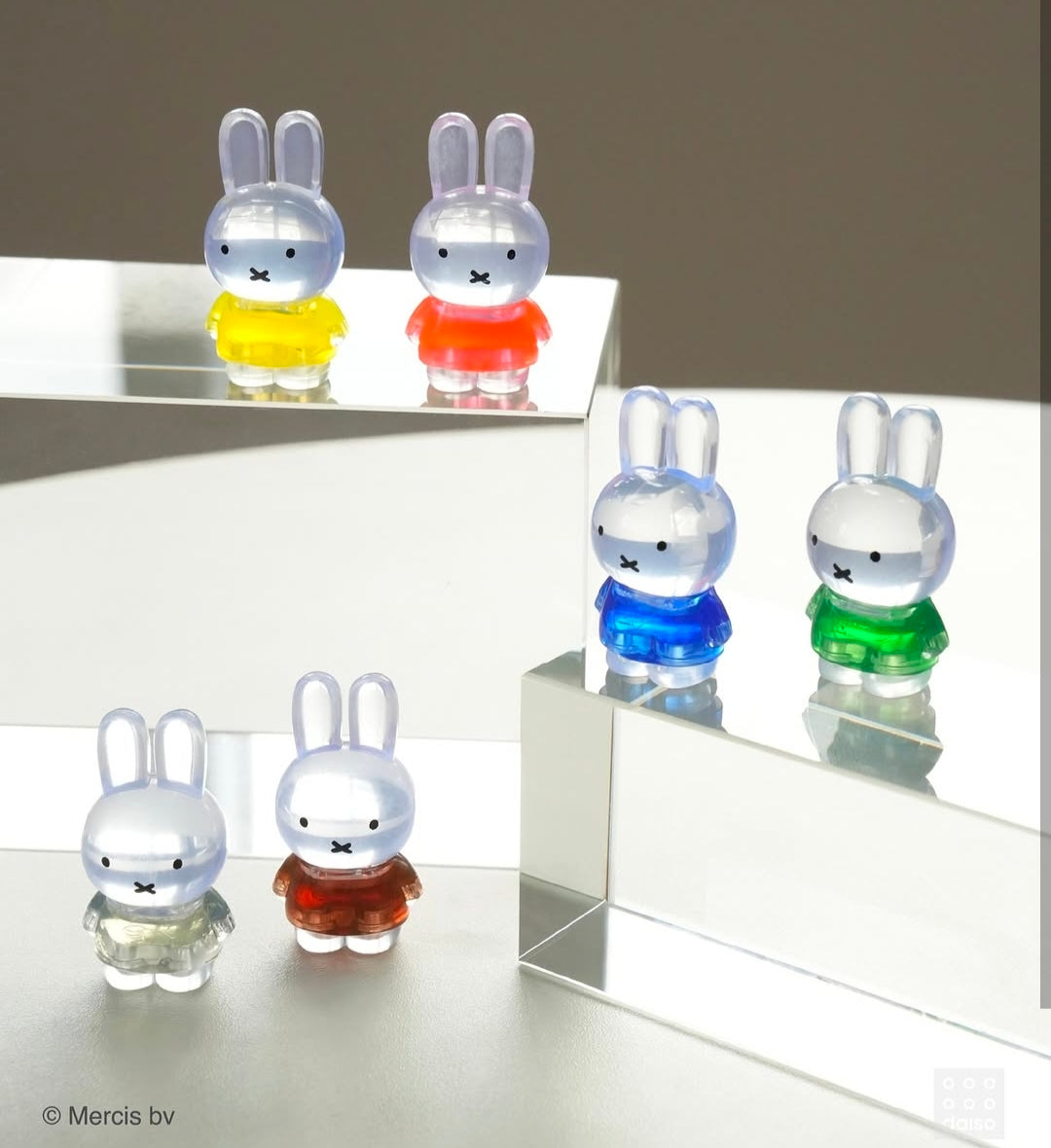 Miffy Merch (Pouch/Figure)