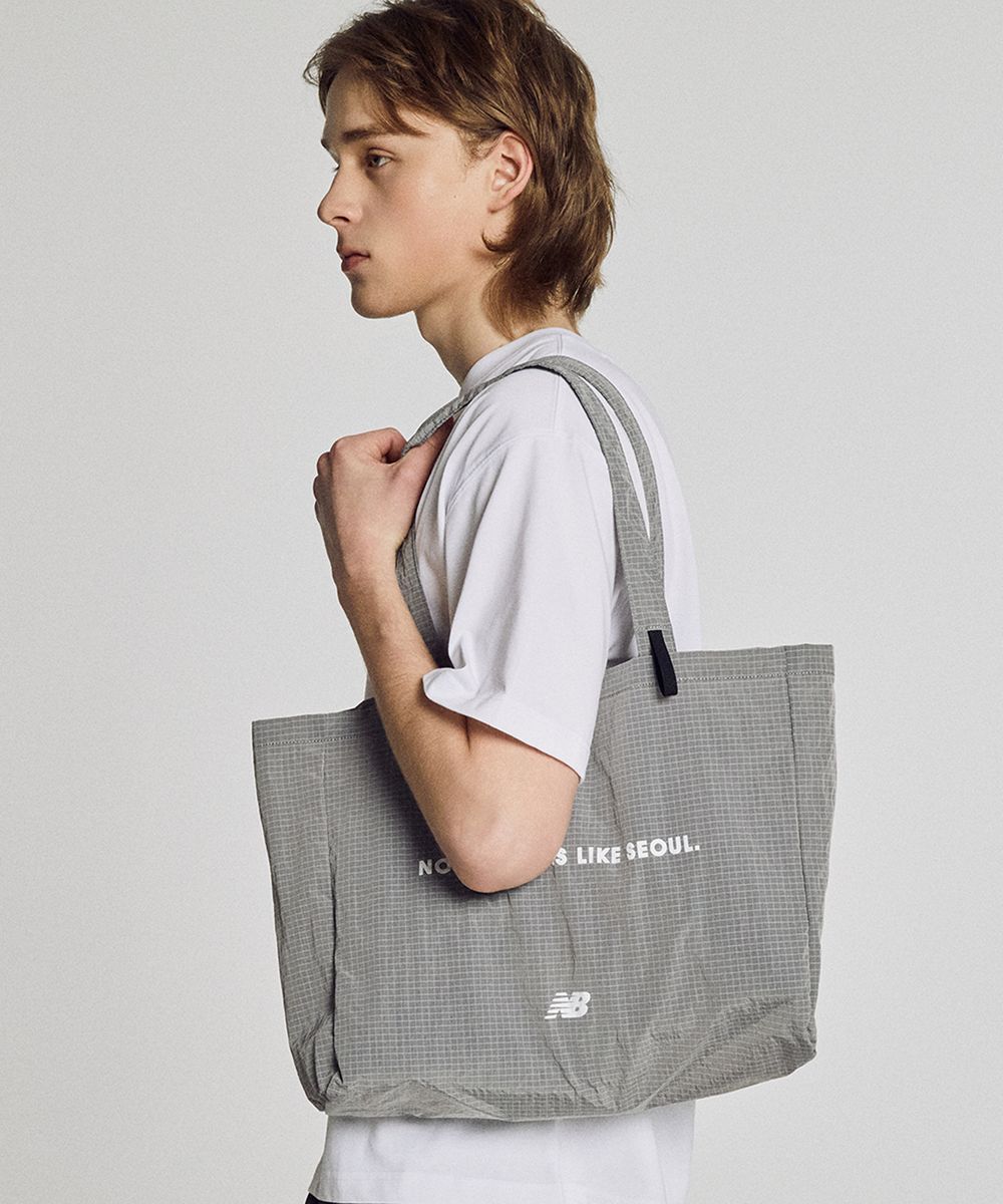 New Balance Seoul Exclusive Nylon Tote Bag
