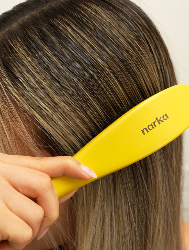 Straight Slick Hair Milk ( +boar bristle hair iron brush)