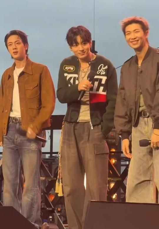 Leesle Earlobe Knot Tassel Belt (Used by BTS members)