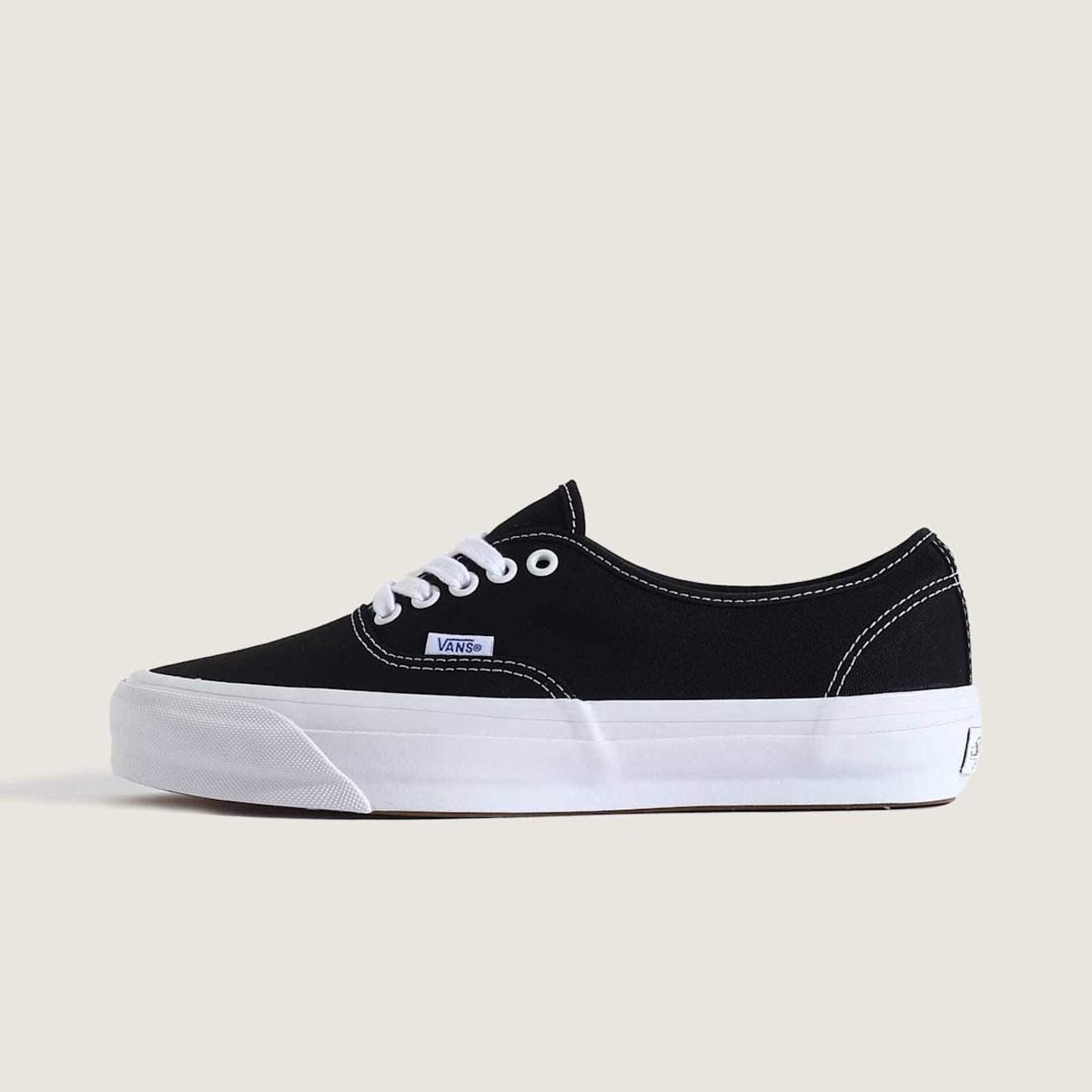VANS x Cortis Premium Authentic Reissue 44 ( LX BLACK/WHITE )
