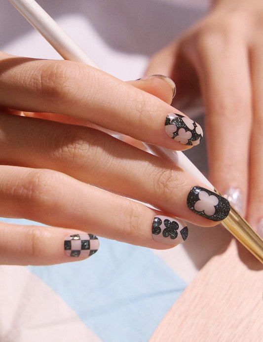 [DRP X ohora] N Check In Wonderland Nail