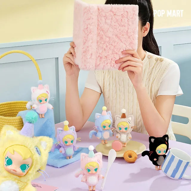 Baby Molly Friend Series Keyring (Random)
