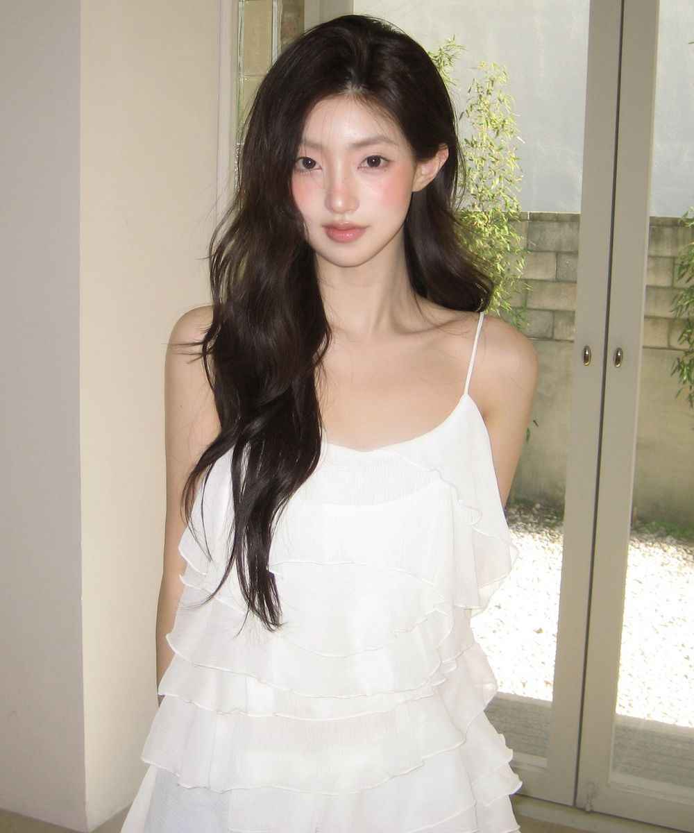 Fairy ruffle tail blouse - IVORY