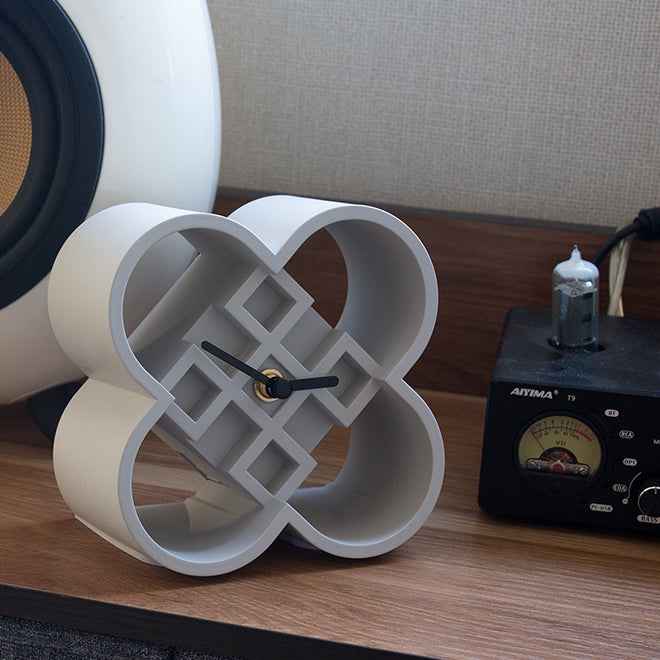 MU:DS Lotus pattern table clock (+Munch's Bag)