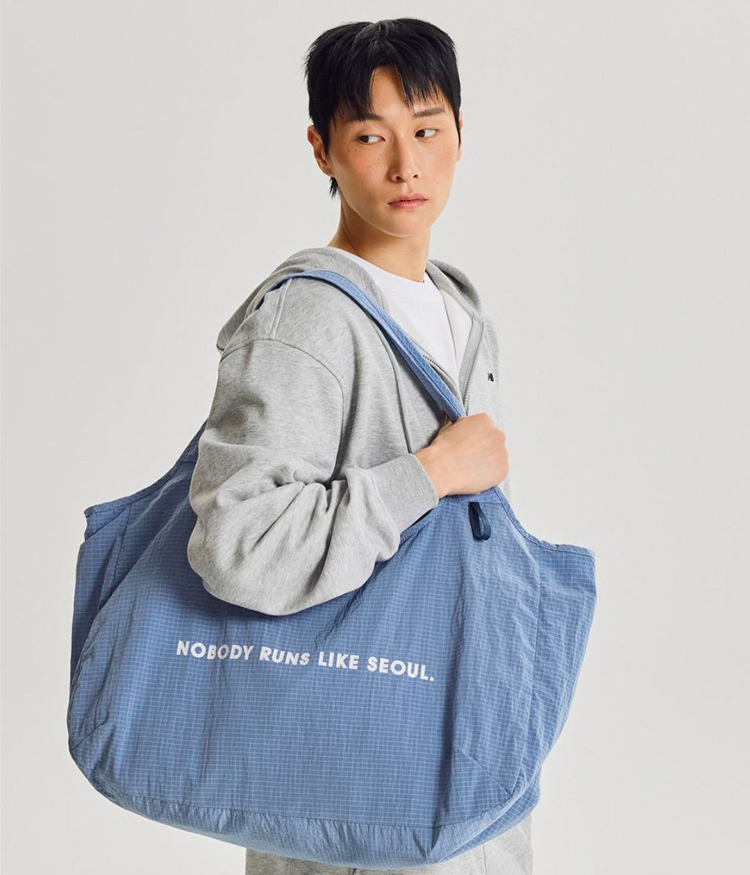 New Balance Seoul Exclusive Nylon Carrier Bag