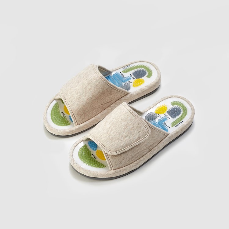 JAJU Acupressure Living Room Shoes ( 250~270mm ) JHope Pick!